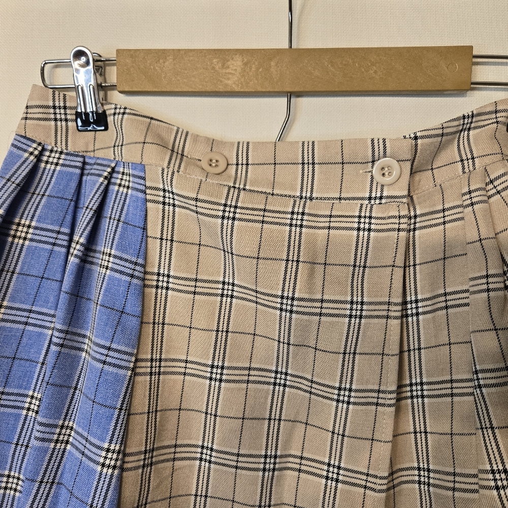 Nasty Gal Women's Size 10 NWT mixed check pleated mini skirt beige - Picture 5 of 10
